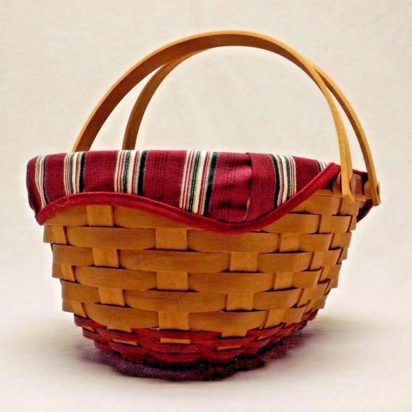 Longaberger 2004 Christmas Collection Red Get Together Basket w/ Liner Protector - Picture 7 of 15